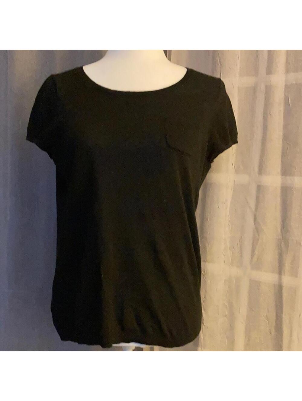 LOFT sweater with single pocket
